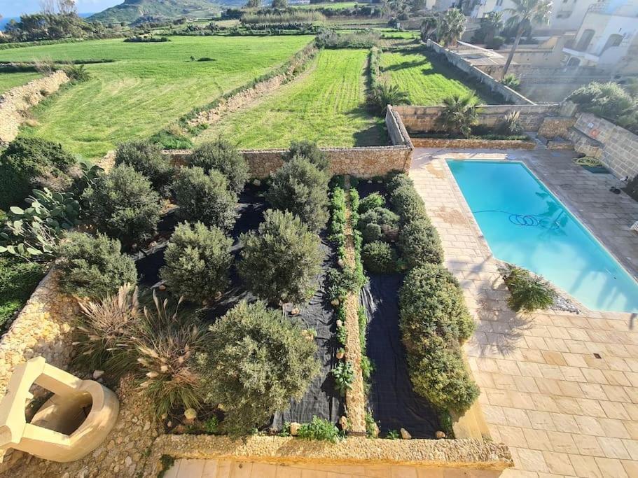 Farmhouse Villa With Large Pool And Garden In Gozo Арб Экстерьер фото