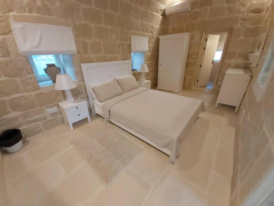 Farmhouse Villa With Large Pool And Garden In Gozo Арб Экстерьер фото